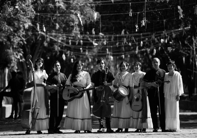 Media Luna música tradicional Michoacán