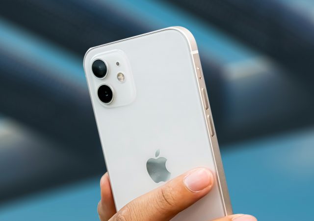 iPhone 12