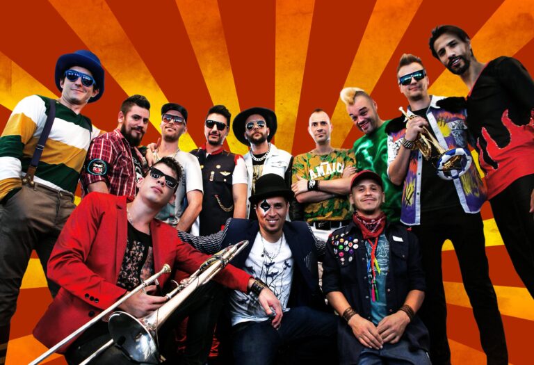 Bandas latinas: Los caligaris